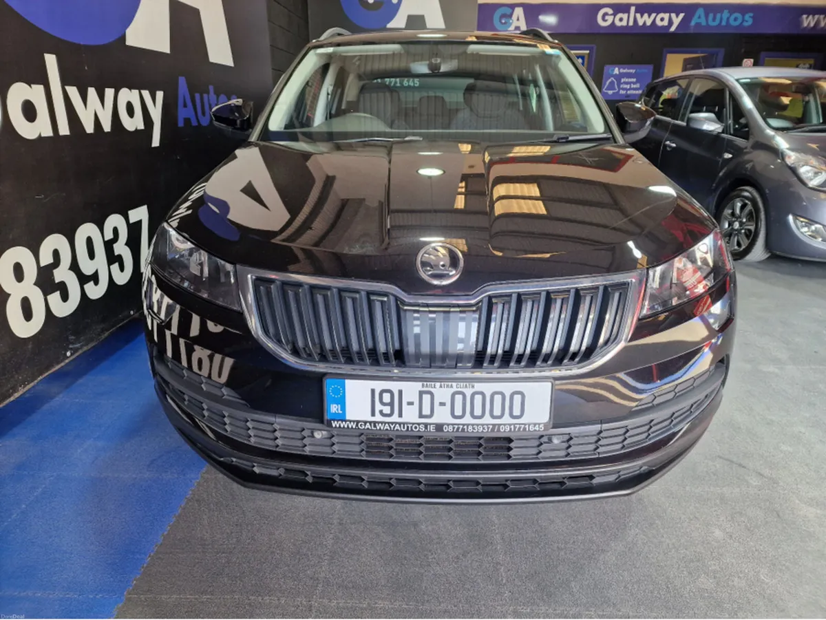Skoda Karoq SE TECHNOLOGY **SAT NAV, PARKING SENSO - Image 3