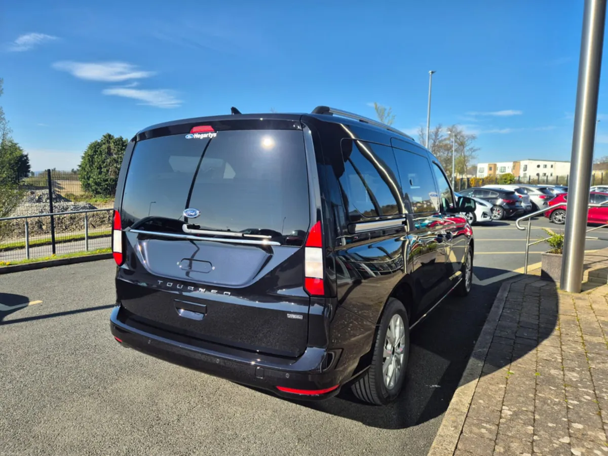 Ford Tourneo Connect LIMITED GRAND TOURNEO 1.5L PH - Image 5