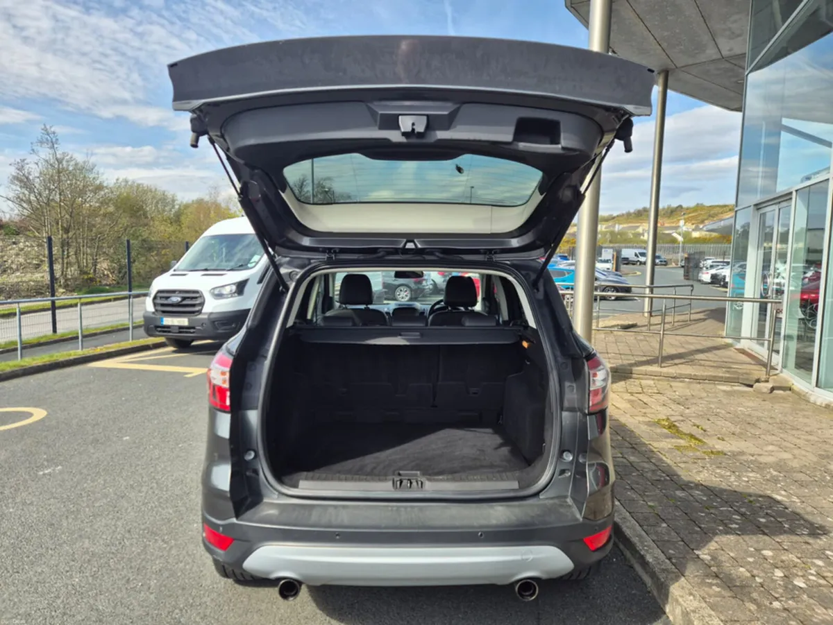 Ford Kuga 1.5 TDCI TITANIUM 120PS 2 2WD 5DR - Image 5