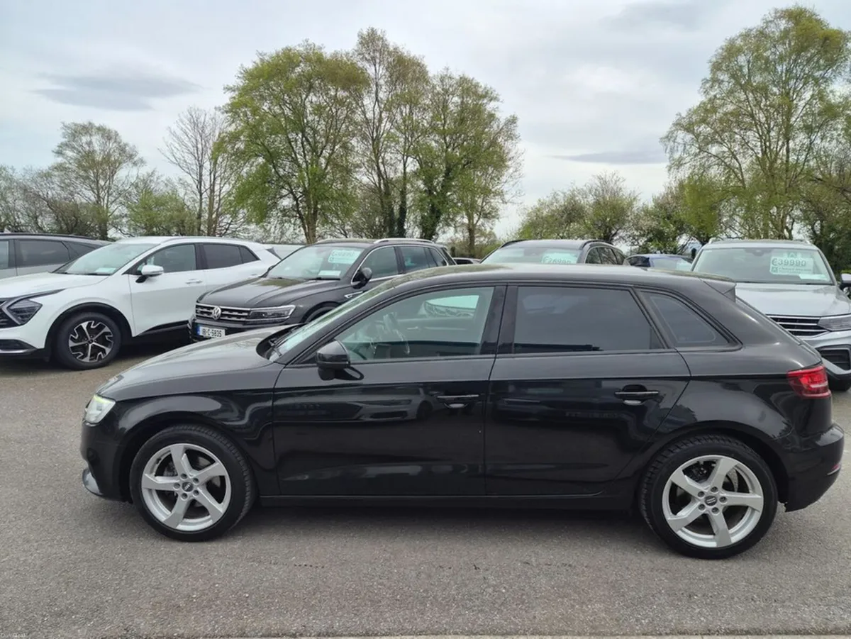 Audi A3 1.6 TDI SE Technik SB 116PS 5DR - Image 2
