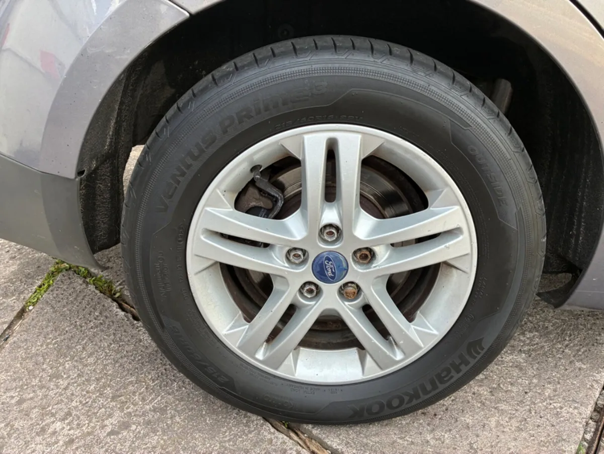 Ford Galaxy 2.0 TDCI ZETEC 140PS 5DR AUTO - Image 3