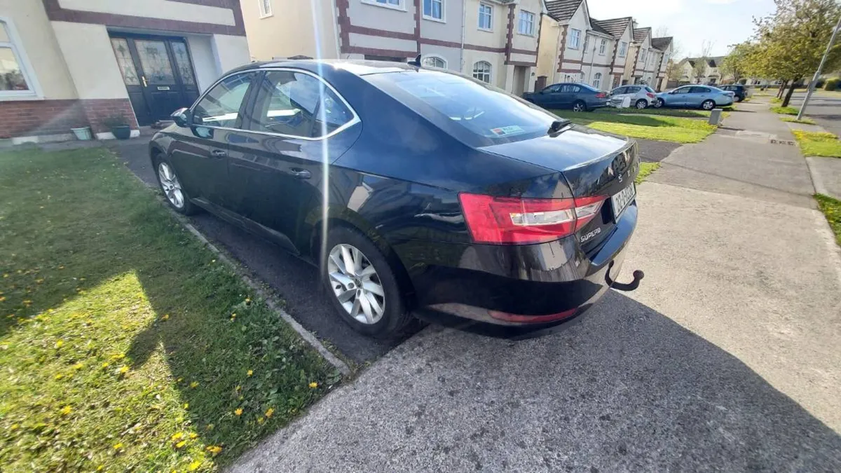 Skoda Superb - Image 3