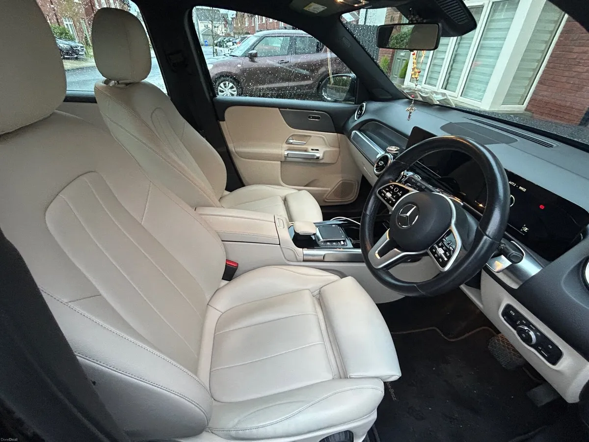 Mercedes-Benz GLB 2020 - Image 4