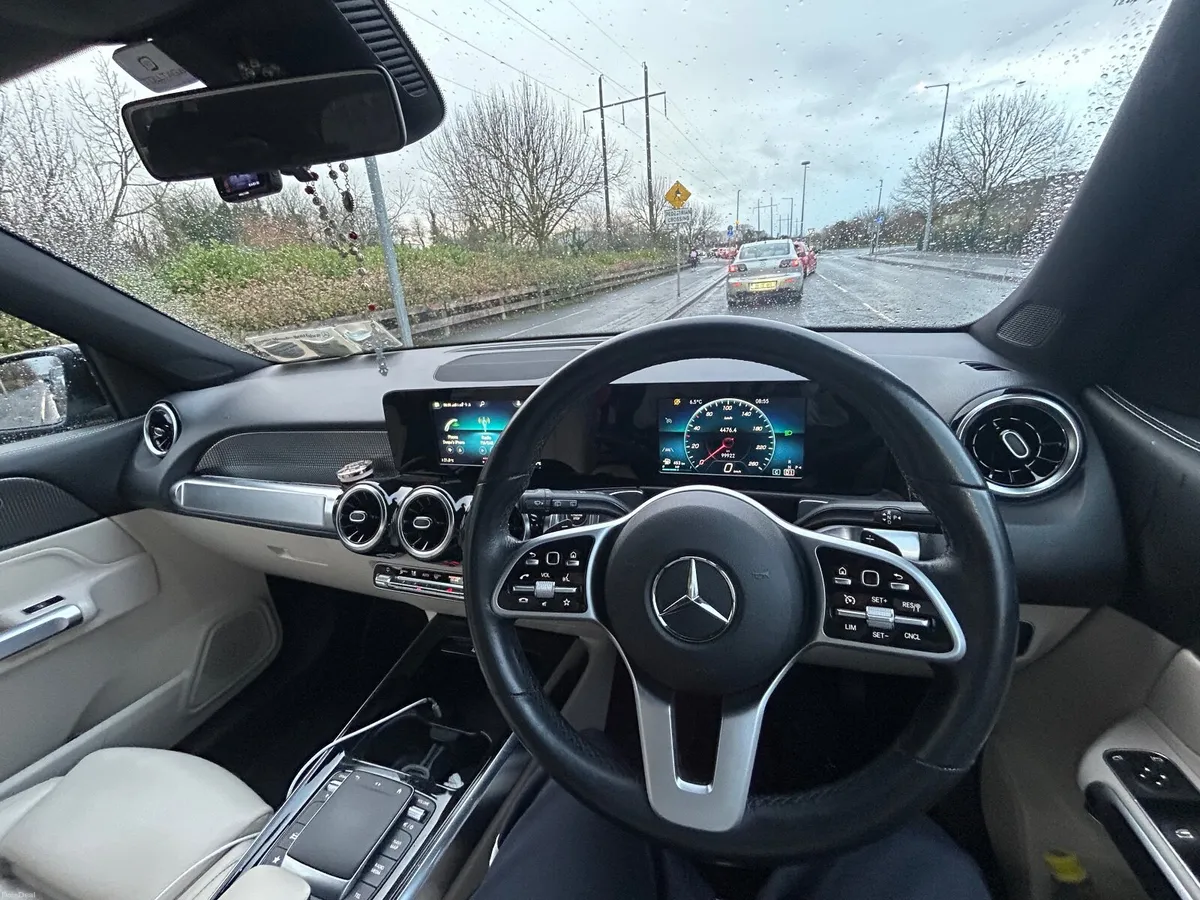 Mercedes-Benz GLB 2020 - Image 3