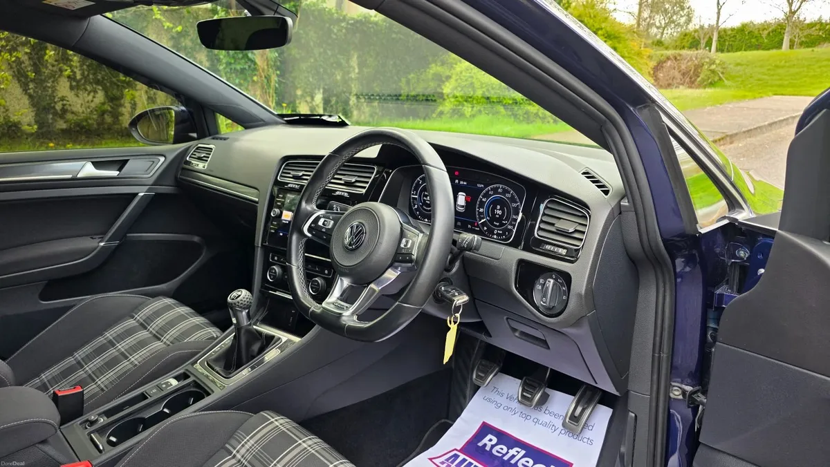 Volkswagen Golf 2018 GTD - Image 4