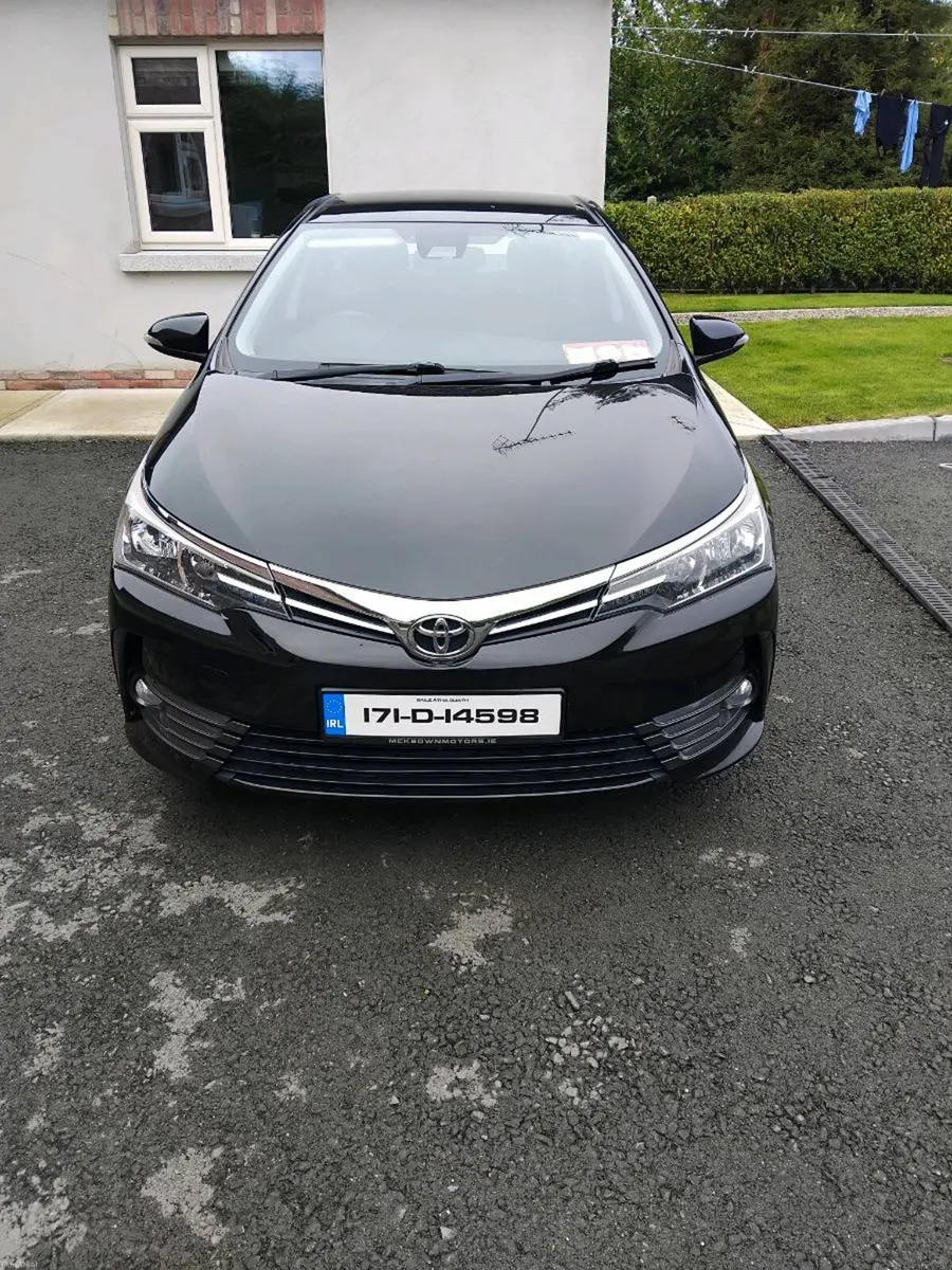 Toyota corolla - Image 4