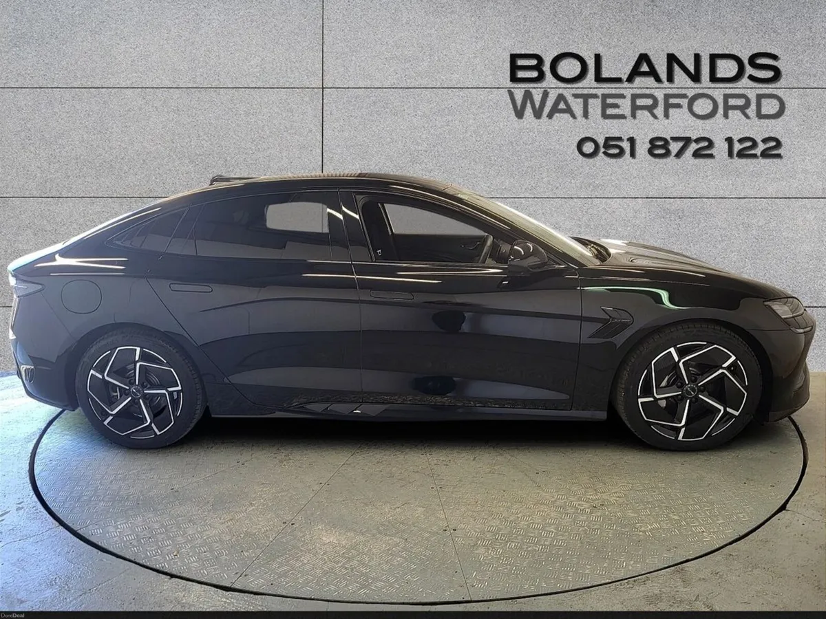 BYD SEAL 82.5kWh Design RWD - Image 3