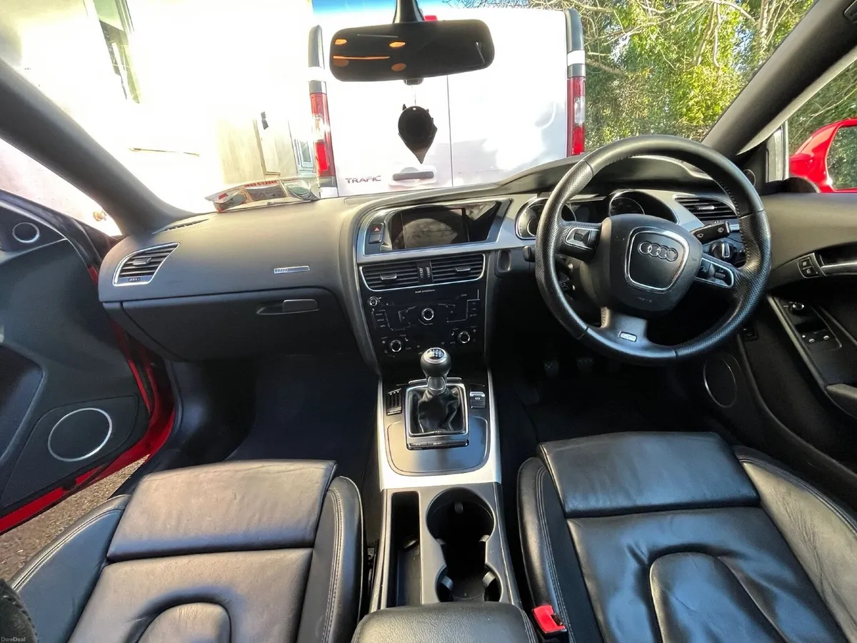 2011 Audi A5 Coupe S Line - Image 4