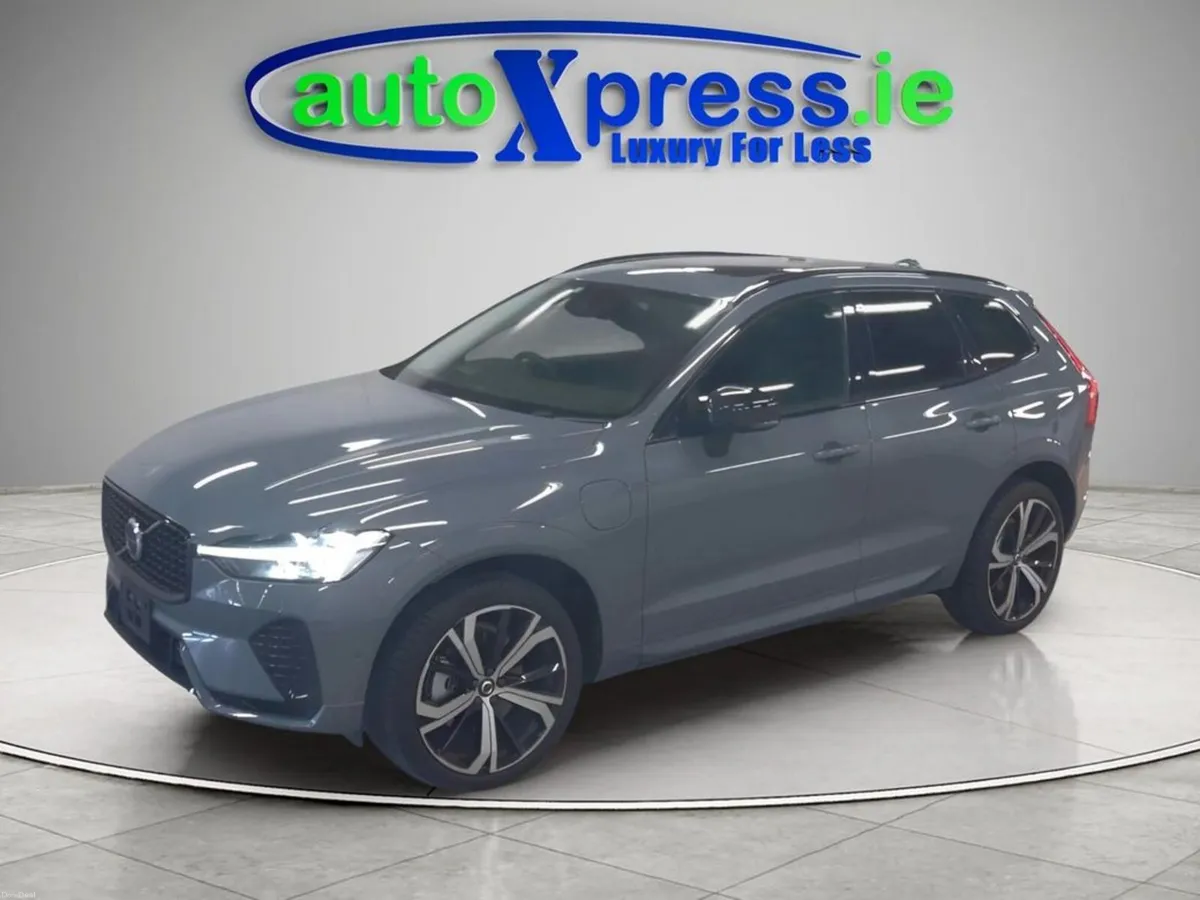 Volvo XC60 RECHARGE ULTIMATE, Panoramic Sunroof, R - Image 4