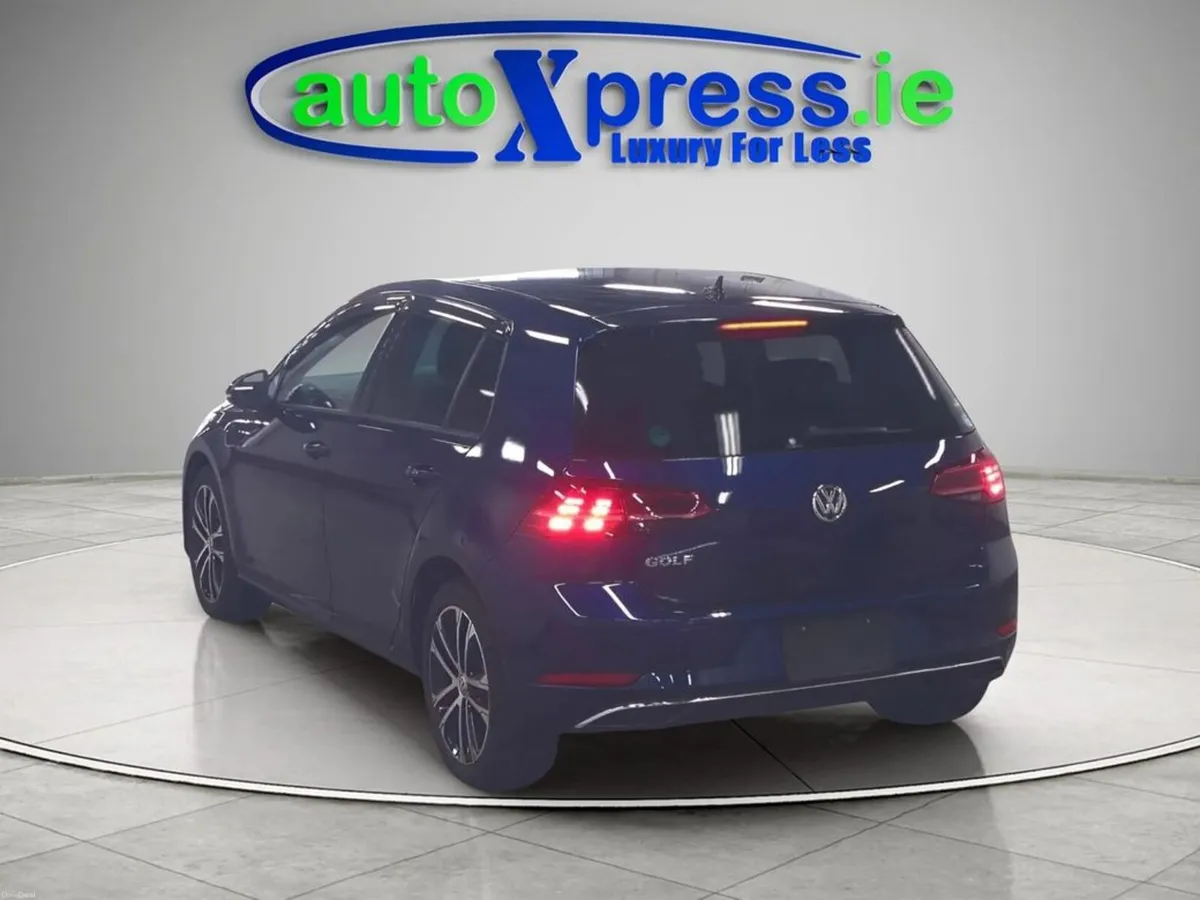 Volkswagen Golf 1.2 TSI COMFORT LINE, ULTRA Low mi - Image 3
