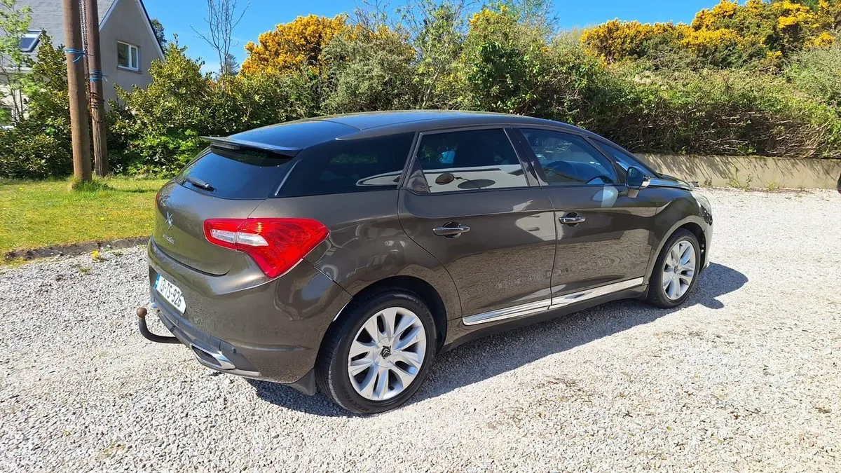 2013 Citreon DS5 Hatch - Image 4
