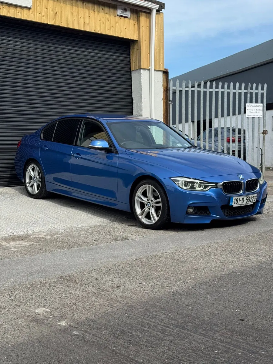 BMW 3-Series 2016 330E - Image 2