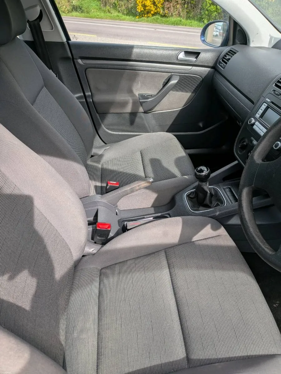 VW Golf - Image 4