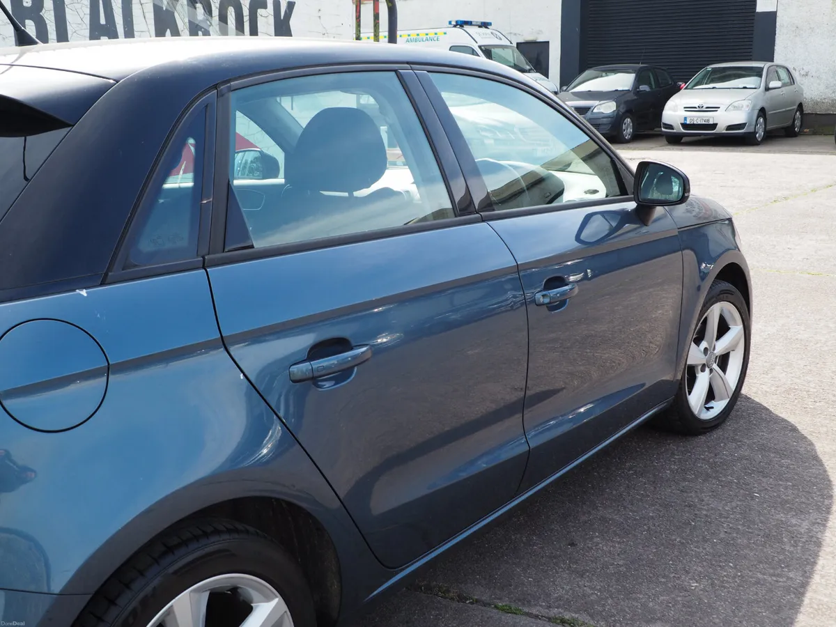 Audi A1 2015 - Image 4