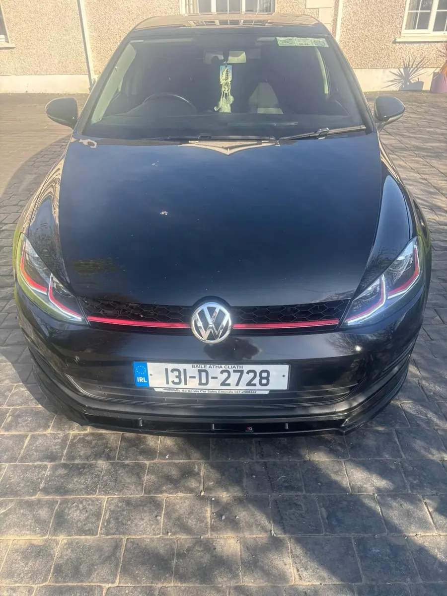 Volkswagen Golf 2013 - Image 2