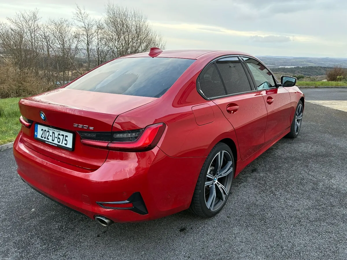 BMW 3-Series July 2020 330e Electric/Petrol Hybrid - Image 2