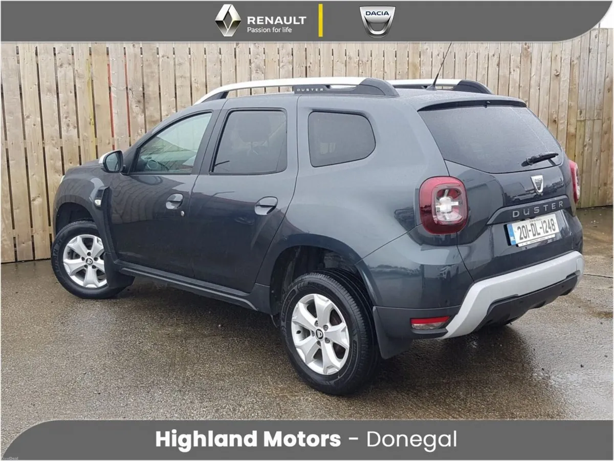 Dacia Duster Blue dCi 115 Comfort ** TAKE €1,000 O - Image 3