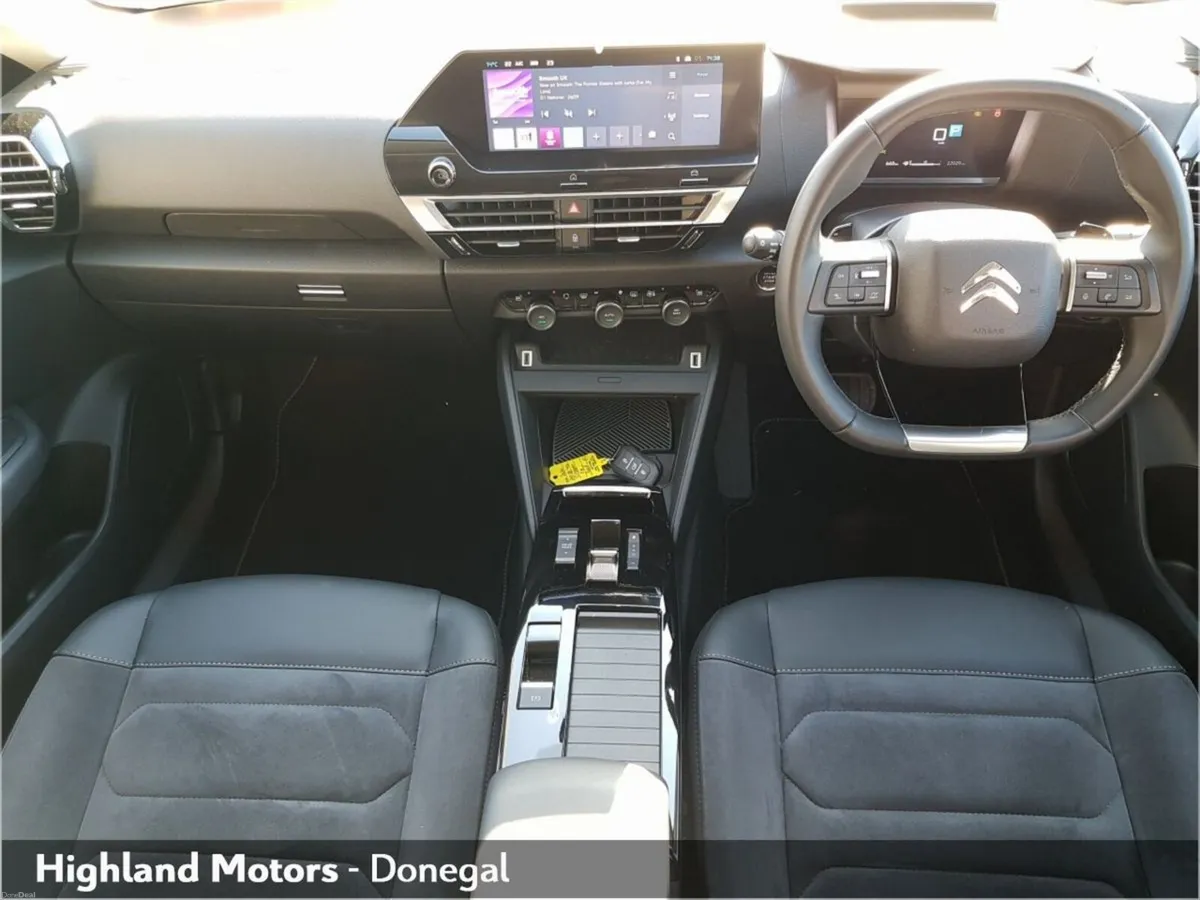 Citroen C4 FLAIR Pack BlueHDi AUTO - ** LOW KMS ** - Image 2