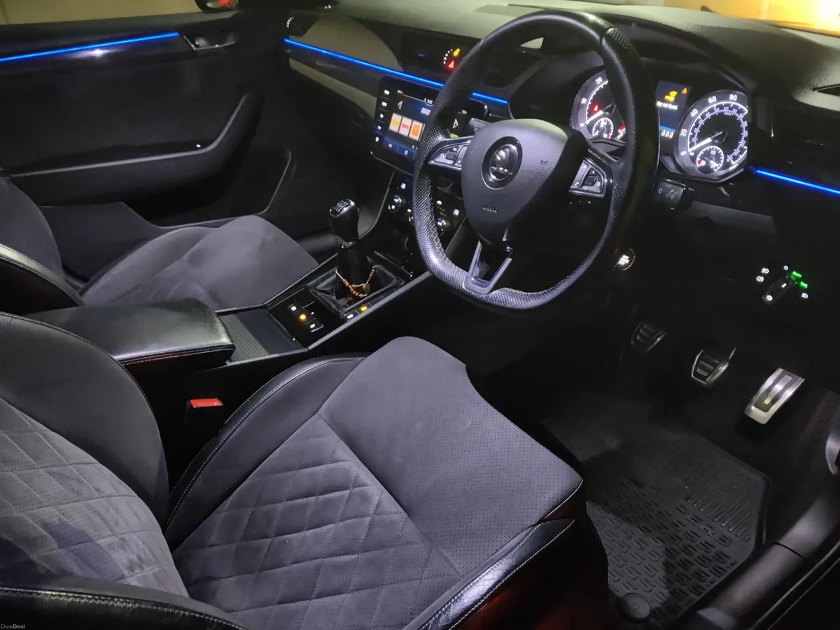 Skoda Superb sportline 2017 - Image 4