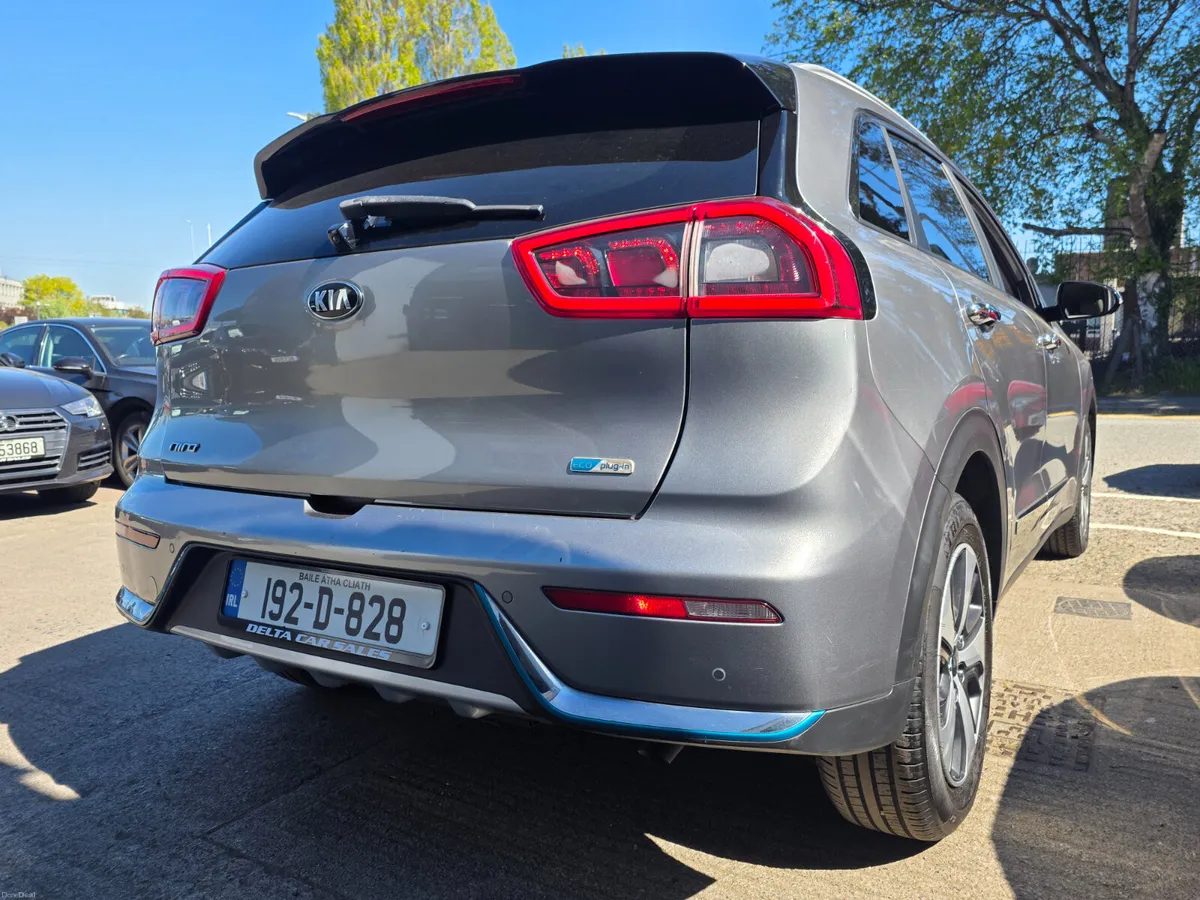 2019 KIA NIRO PETROL PLUG IN HYBRID 1.6L NCT 0/27 - Image 6