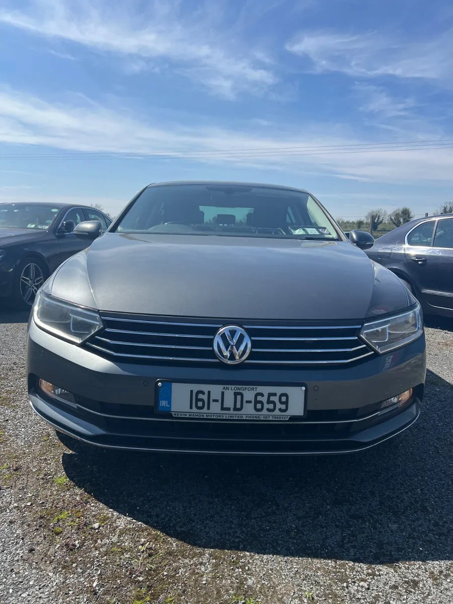 Volkswagen Passat 2016 - Image 1