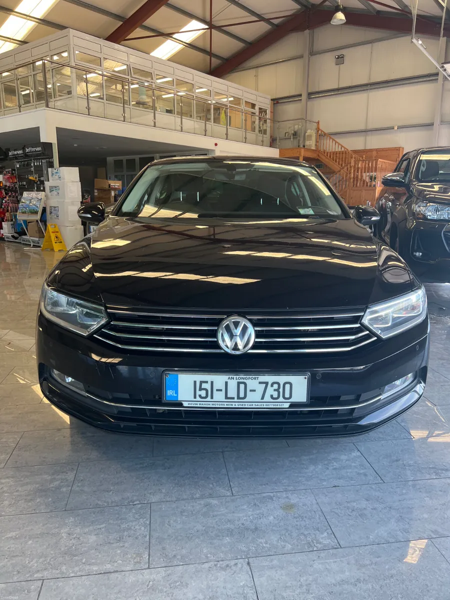 Volkswagen Passat 2015 - Image 1