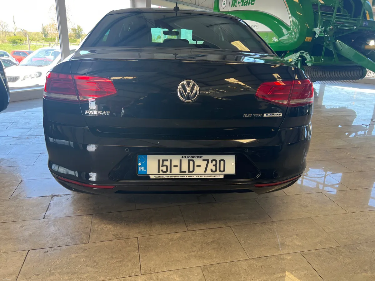 Volkswagen Passat 2015 - Image 3