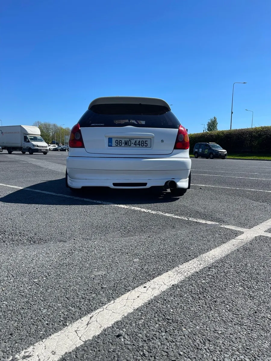 Toyota Corolla - Image 3