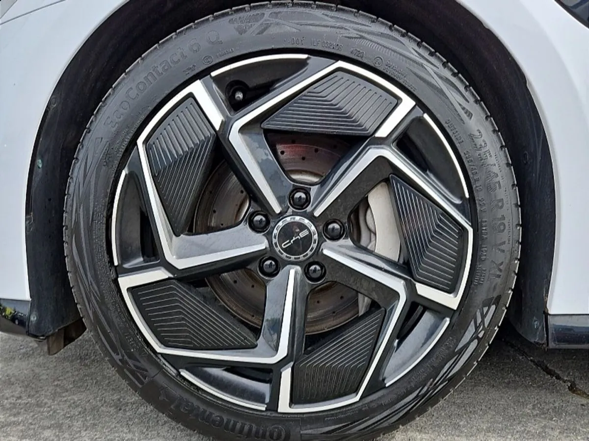 BYD SEAL Excellence 4WD 520BHP 82.5kWh - Image 6