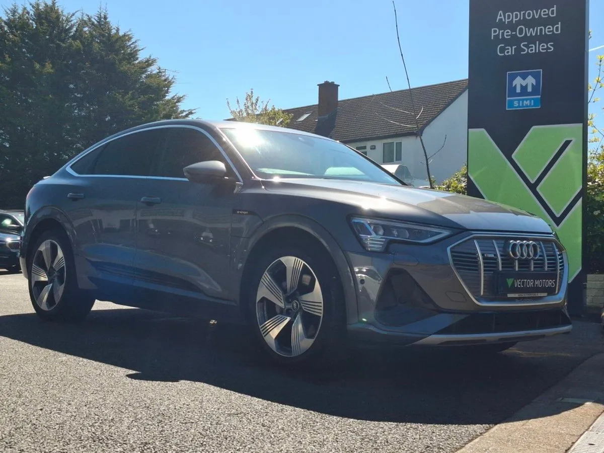Audi e-tron 55 S-LINE SPORTBACK COUPE - Image 1