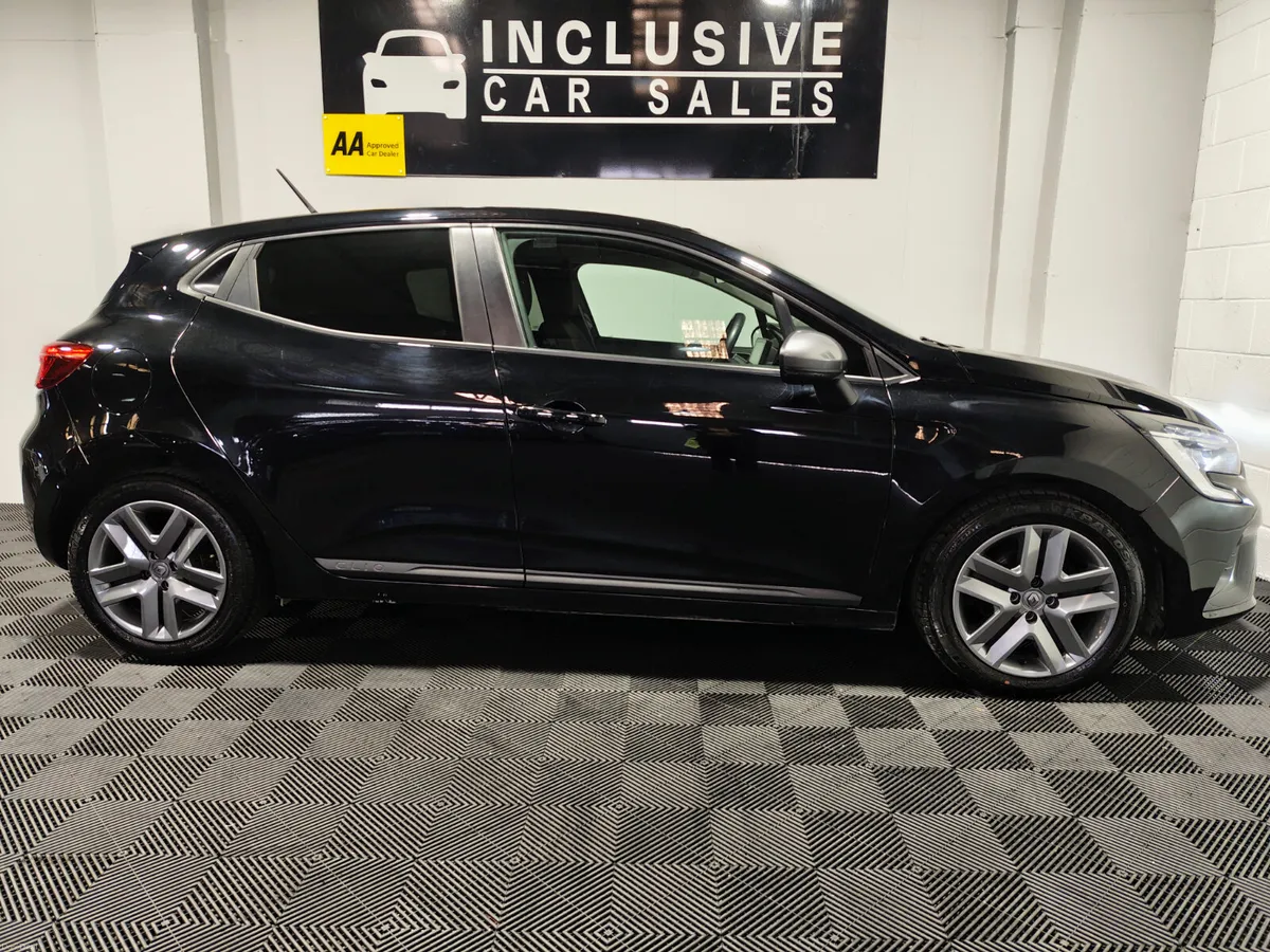Renault Clio 2022 1.0 PETROL 6 SPEED DYNAMIQUE EDI - Image 3