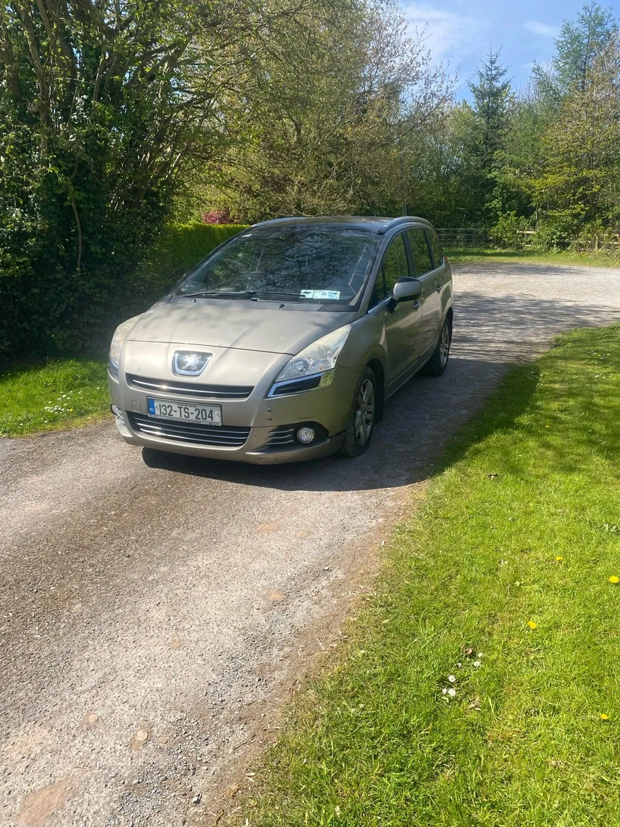Peugeot 5008 - Image 2