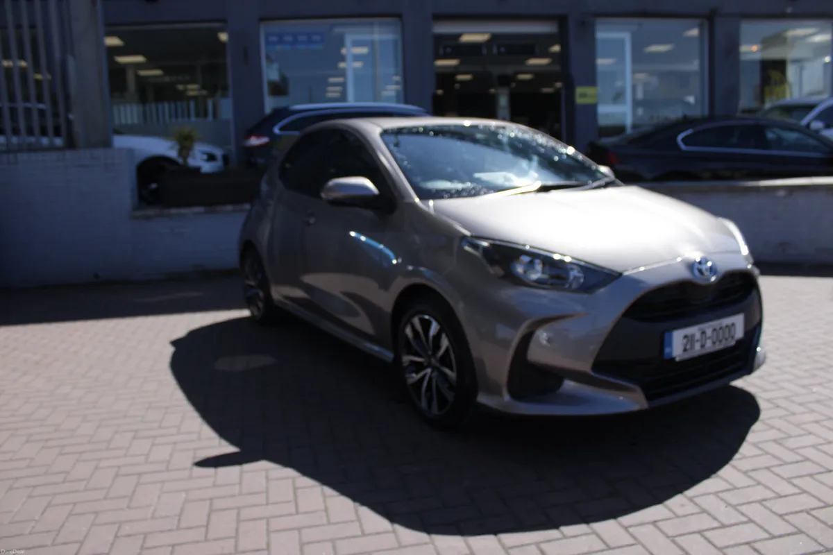 2021 TOYOTA YARIS 1.0 5DR HATCHBACK AUTO - Image 1