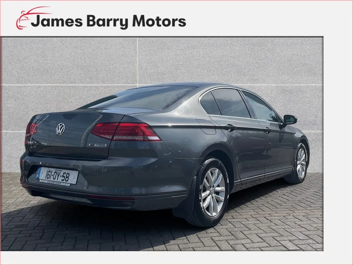 Volkswagen Passat 1.6 TDI 120HP Comfortline - Image 4
