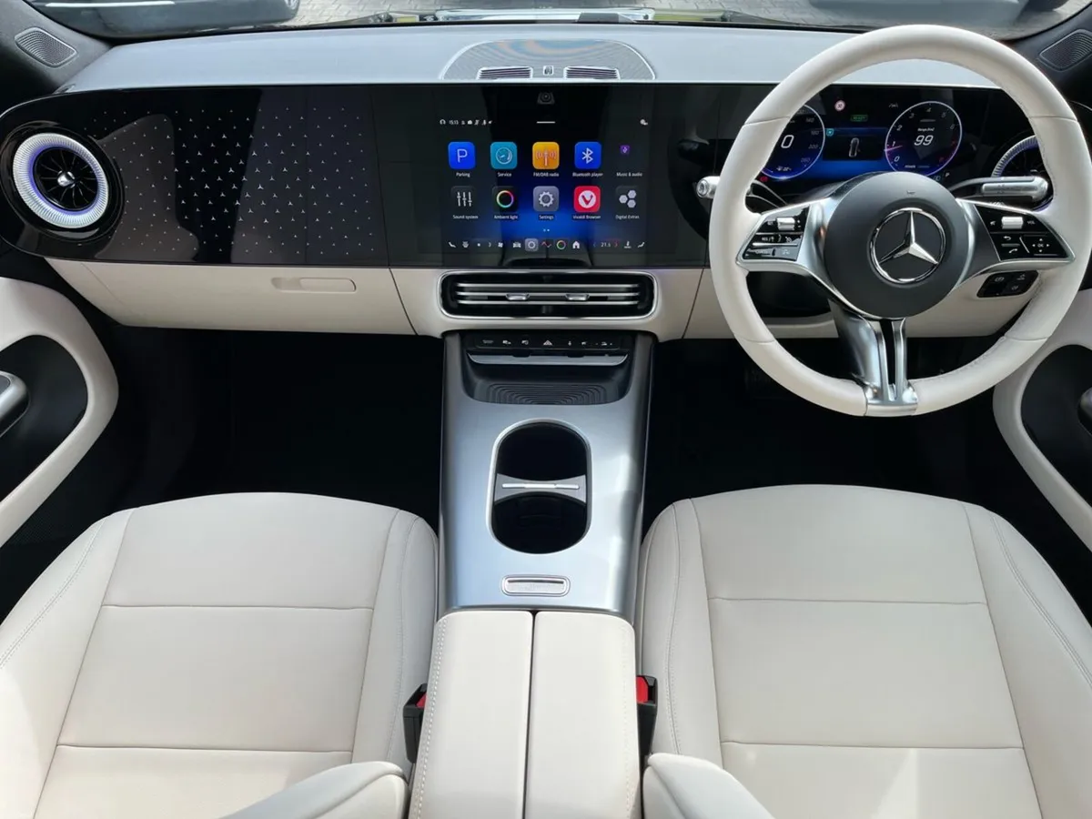 Mercedes-Benz CLA 200 Progressive Line HEV Coupe * - Image 4