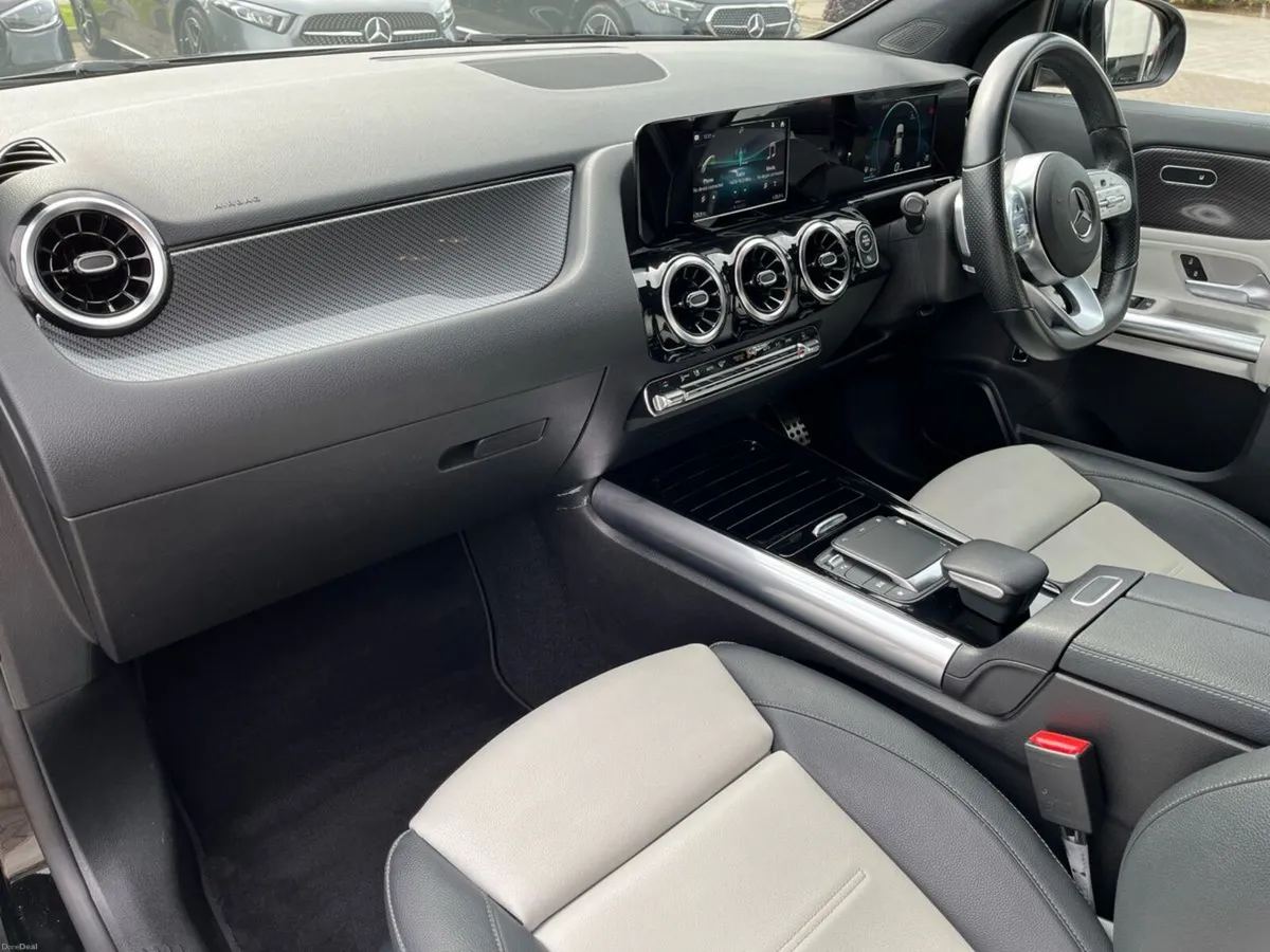 Mercedes-Benz GLA 200 AMG Line Compact SUV - Image 6