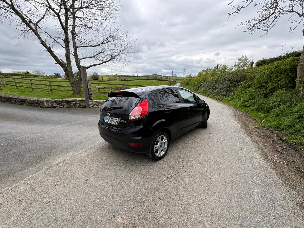 Ford Fiesta 1.0 ZETEC *LIKE NEW/CHEAP* - Image 3