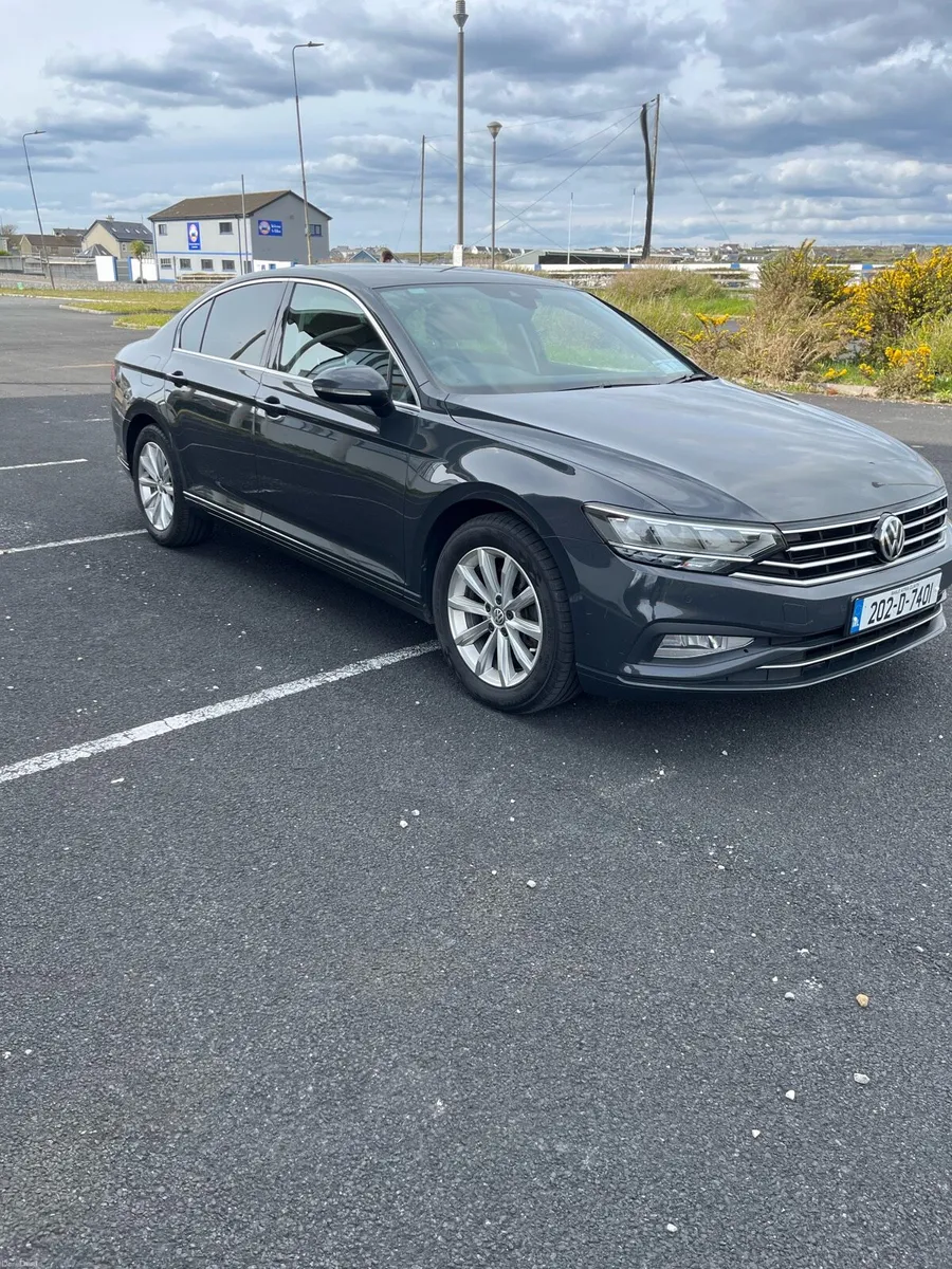 Volkswagen Passat 2020(2) 2.0TDI 150hp manual - Image 2