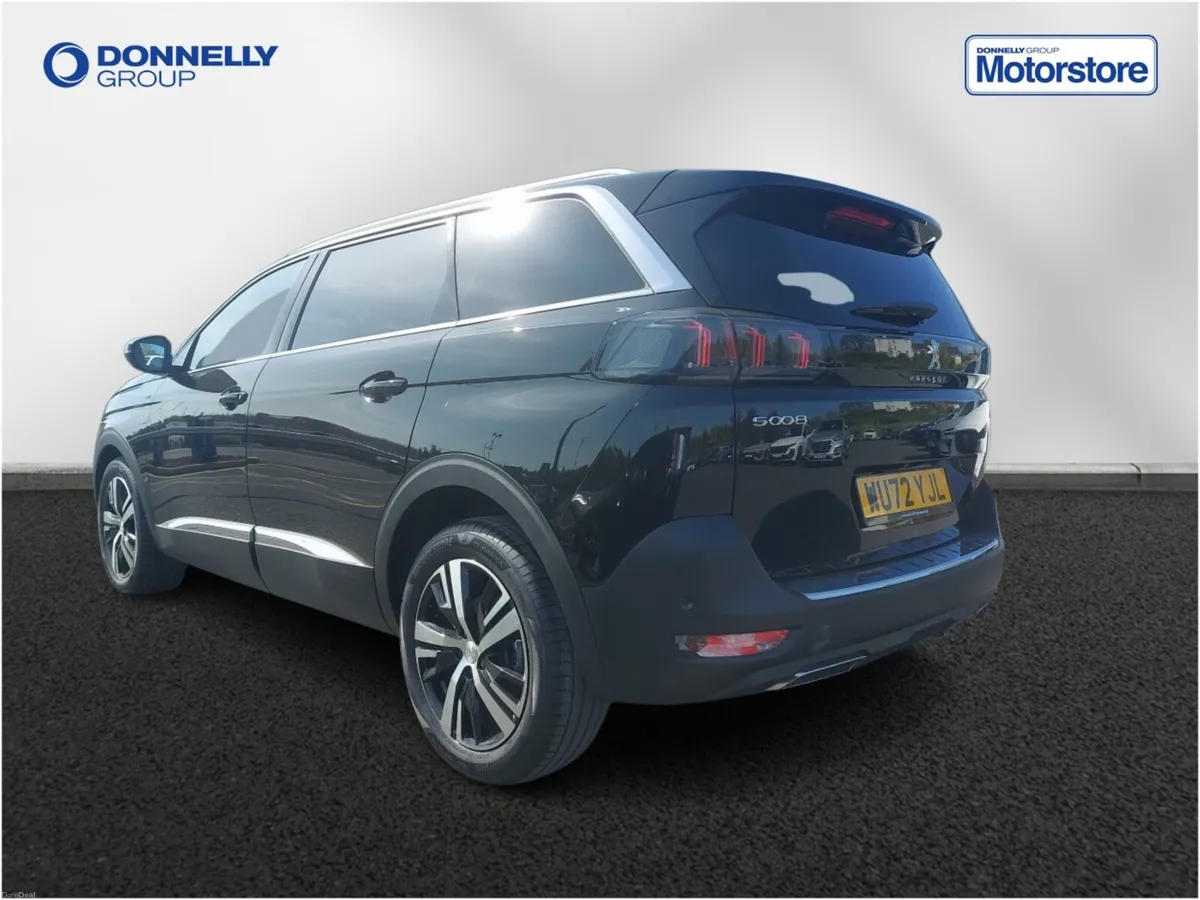 Peugeot 5008 Diesel Estate GT - Image 2