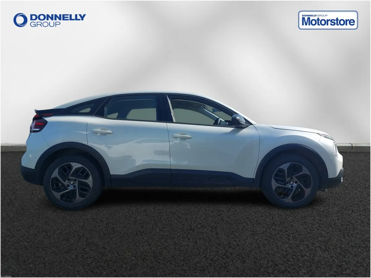 Citroen C4 Hatchback Plus - Image 3