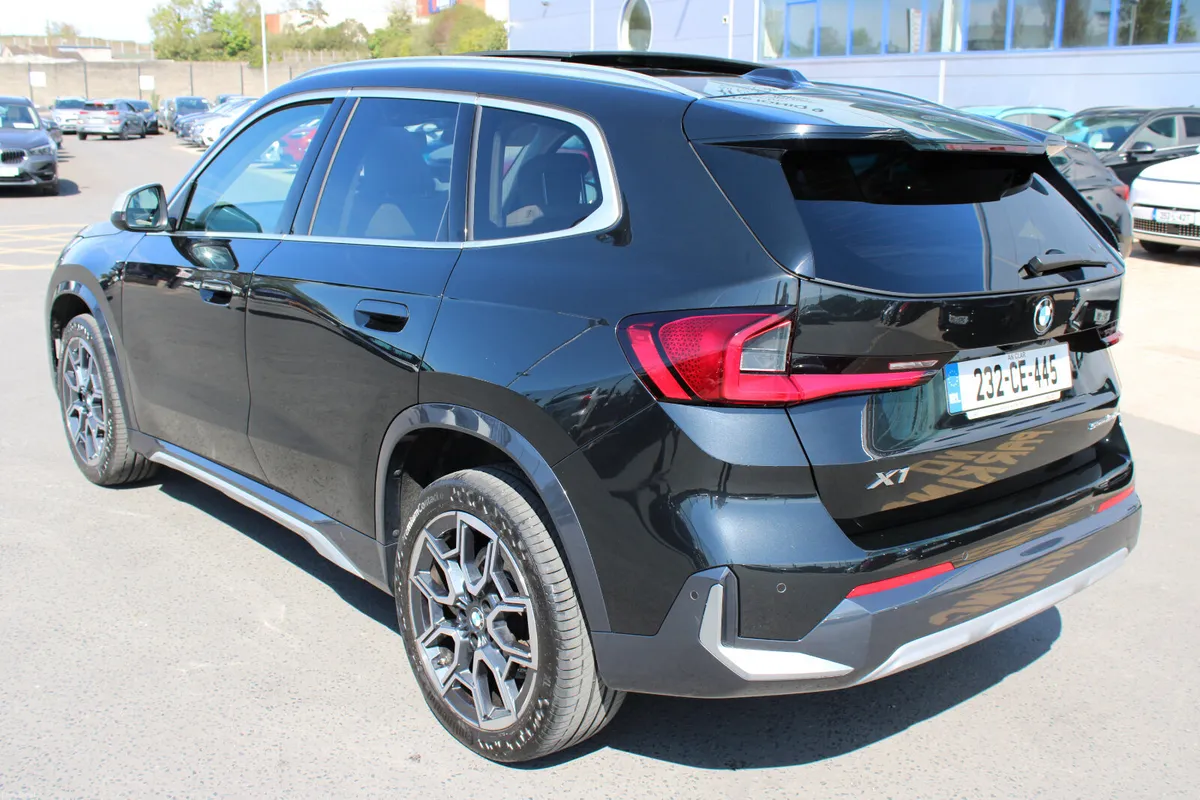 BMW X1 2023 - Image 3