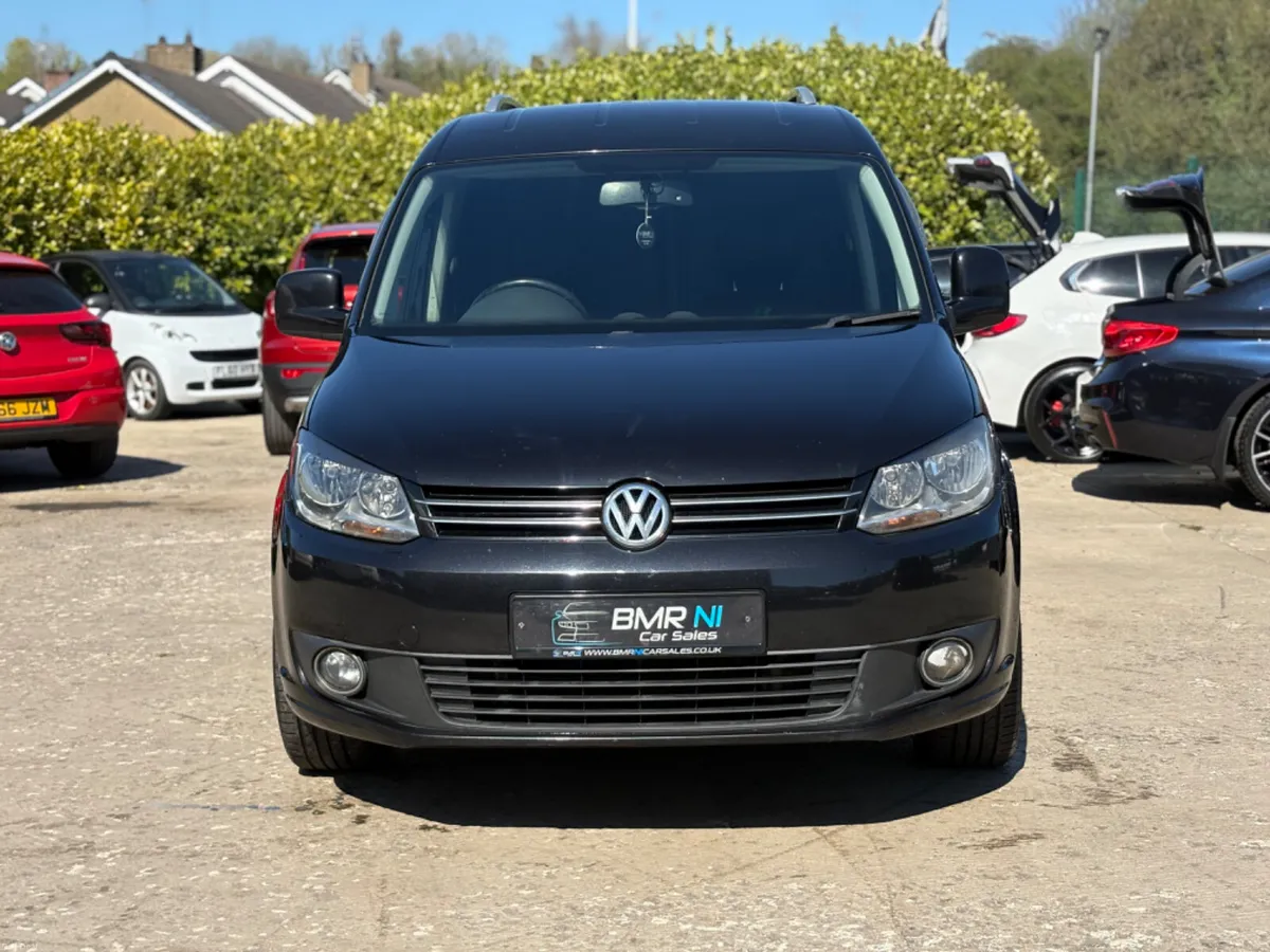 VW CADDY 1.6 TDI BLACK EDITION - Image 2