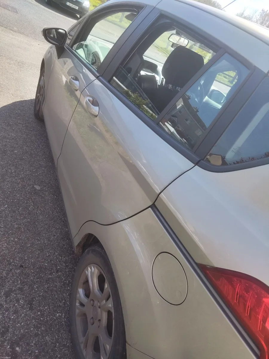 Ford B-Max 2013 - Image 1