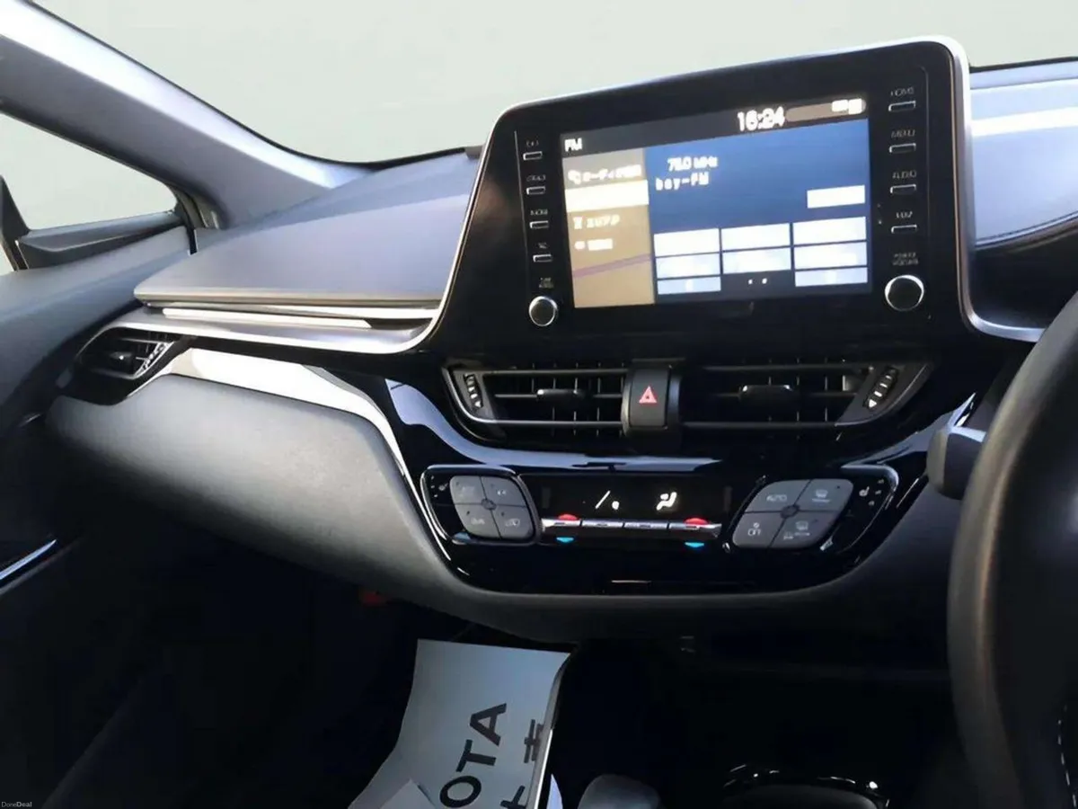 Toyota C-HR 1.8 HYBRID S GR SPORT - Image 2