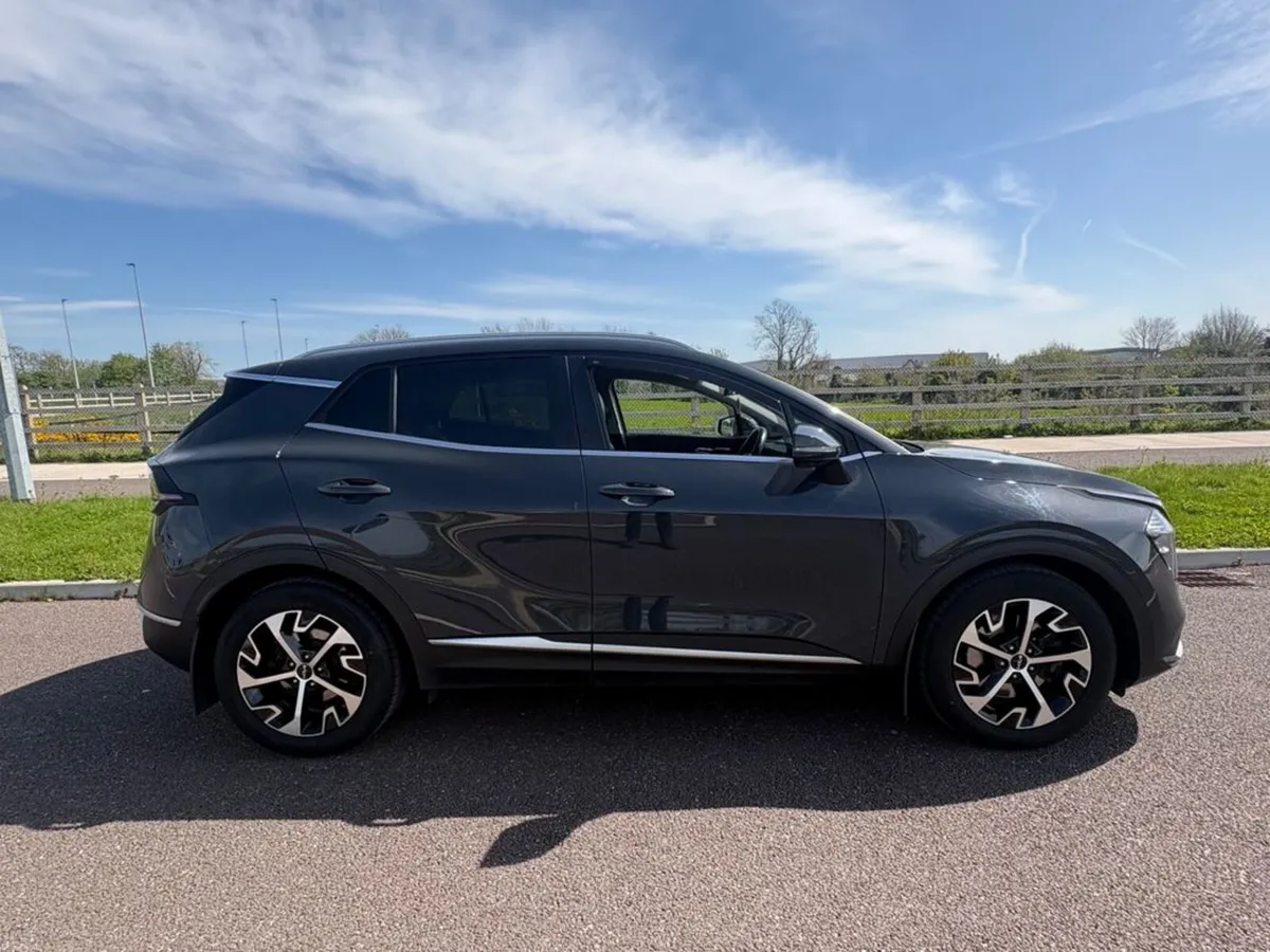 Kia Sportage K3 MY23 5DR, **warranty till 2030** - Image 2