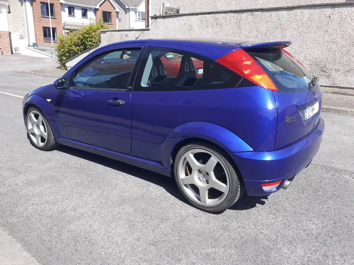 2003 Ford Focus RS - Image 2