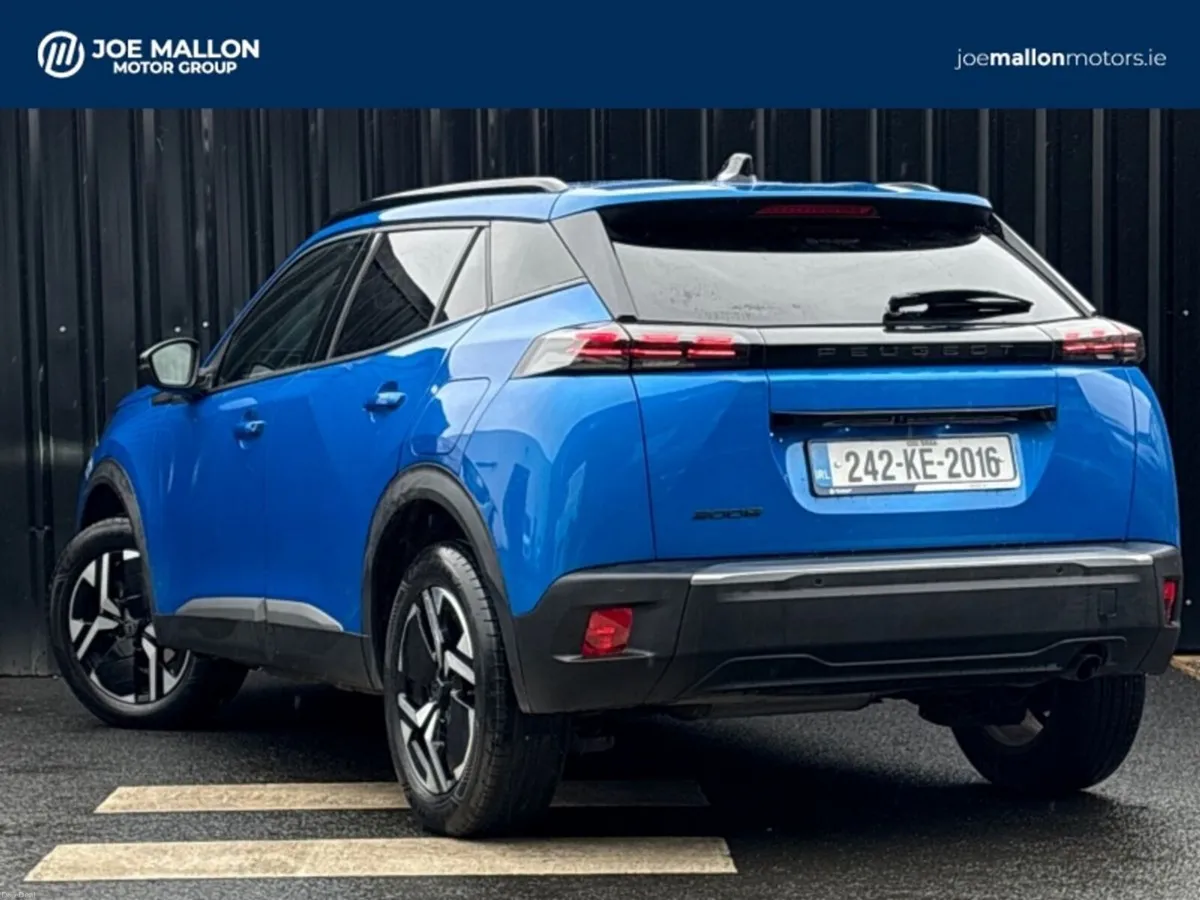 Peugeot 2008 1.2 Puretech 100bhp Allure ** Amazing - Image 3