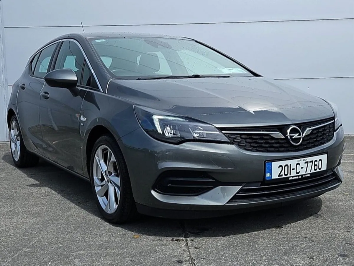 Opel Astra 1.2 Turbo 110PS 6 Speed Sri - Image 1