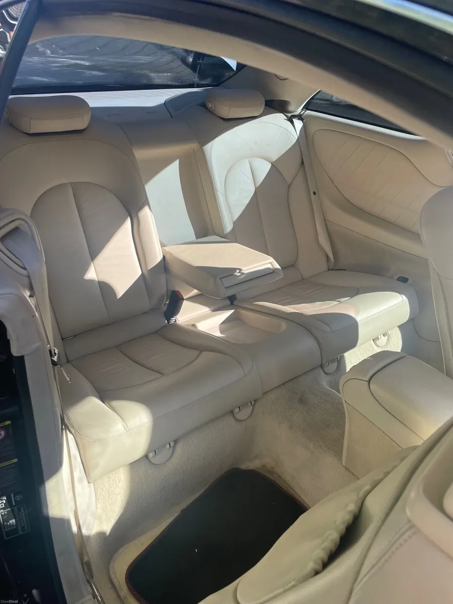 Mercedes-Benz CLK 2006 - Image 3