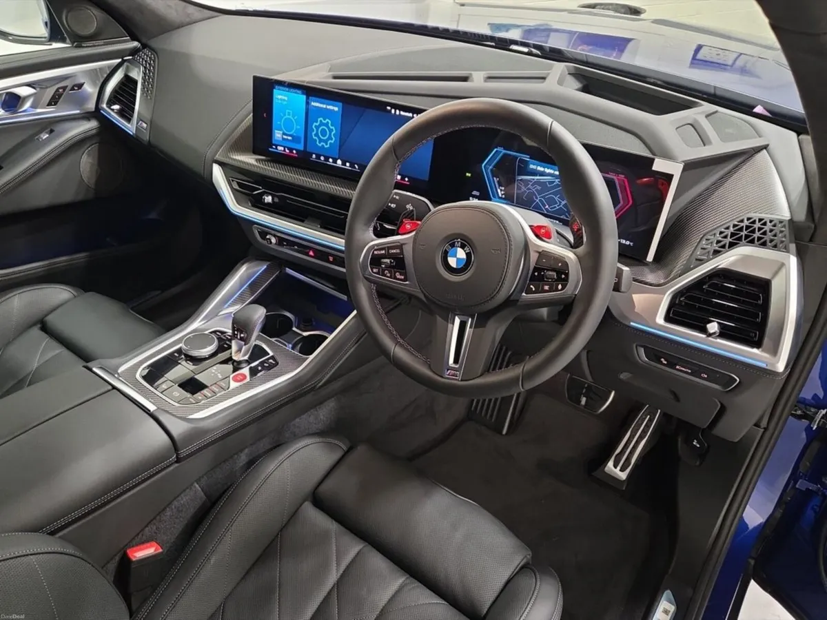 BMW XM XM 50e - Image 6